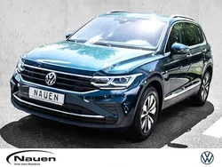 Nightshade blue metallic (blau) Gebraucht 2024 VW Tiguan Move SUV | 34.441 € (Fairer Preis)