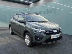 Grün Gebraucht 2024 Dacia Sandero Expression Kleinwagen | 19.923 € (Fairer Preis)