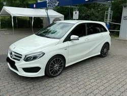 Weiß Gebraucht 2017 Mercedes B180 AMG Van / Kleinbus | 10.899 € (Guter Preis)