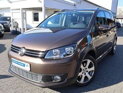Braun Gebraucht 2011 VW Touran Van / Kleinbus | 15.990 €