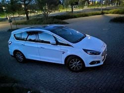 Weiß Gebraucht 2015 Ford S-MAX Titanium Van / Kleinbus | 17.500 € (Fairer Preis)