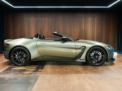 Grau Gebraucht 2023 Aston Martin V12 Vantage Cabrio | 416.500 €