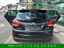 Schwarz (metallic) Gebraucht 2013 Hyundai ix35 Premium SUV | 10.999 € (Fairer Preis)