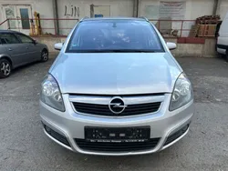 Silber Gebraucht 2007 Opel Zafira Edition Van / Kleinbus | 1.700 € (Fairer Preis)