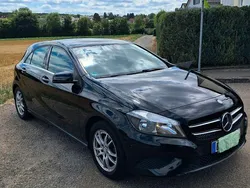 Schwarz Gebraucht 2014 Mercedes A180 Limousine | 16.300 € (Fairer Preis)