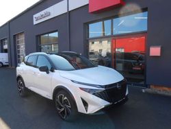 White/black Neu 2025 Nissan Qashqai Tekna+ SUV | 39.800 € (Etwas zu teuer)