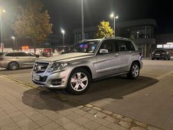 Grau Gebraucht 2013 Mercedes GLK200 SUV | 22.980 € (Teuer)