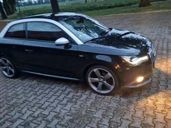 Schwarz Gebraucht 2011 Audi A1 S-Line Kleinwagen | 8.100 € (Guter Preis)