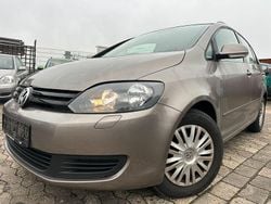 Braun Gebraucht 2010 VW Golf Plus Cross Team Van / Kleinbus | 2.990 € (Superpreis)