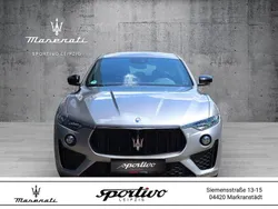 Grigio Gebraucht 2021 Maserati Levante SUV | 66.666 € (Etwas zu teuer)