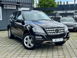 Schwarz Gebraucht 2010 Mercedes ML350 SUV | 15.570 € (Etwas zu teuer)