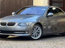 Grau Gebraucht 2010 BMW 330 Cabriolet M Performance Cabrio | 17.450 € (Etwas zu teuer)