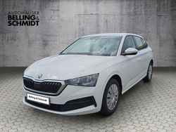 Candyweiß Gebraucht 2019 Skoda Scala Active Kleinwagen | 14.440 € (Fairer Preis)