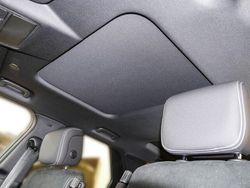 Grau Gebraucht 2024 Land Rover Discovery 5 HSE Dynamic SUV | 97.990 €