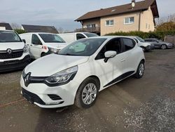 Weiß Gebraucht 2018 Renault Clio IV Limousine | 7.999 € (Fairer Preis)