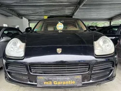 Schwarz Gebraucht 2006 Porsche Cayenne Basis SUV | 12.450 € (Etwas zu teuer)