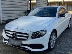 Mercedes E200