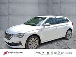 Moonweiss metallic Gebraucht 2022 Skoda Scala Tour Kleinwagen | 17.460 € (Guter Preis)