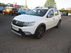 Weiß Gebraucht 2019 Dacia Sandero Stepway Kleinwagen | 11.290 € (Etwas zu teuer)