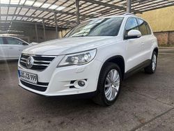Weiß Gebraucht 2010 VW Tiguan Sportline SUV | 7.999 € (Fairer Preis)