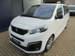 Peugeot e-Traveller