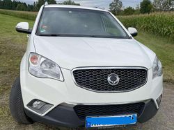 Weiß Gebraucht 2013 Ssangyong (KGM) Korando Quartz SUV | 4.800 €