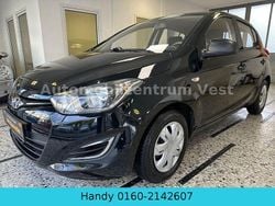 Schwarz Gebraucht 2014 Hyundai i20 Edition Kleinwagen | 3.890 € (Guter Preis)