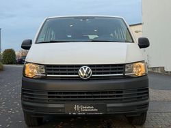 Weiß Gebraucht 2017 VW Transporter Van | 16.199 €