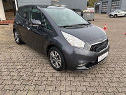 Grau Gebraucht 2017 Kia Venga DREAM-TEAM Edition Kleinwagen | 10.980 € (Etwas zu teuer)