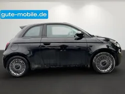 Schwarz onyx schwarz Gebraucht 2022 Fiat 500e Kleinwagen | 16.990 € (Guter Preis)