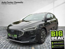 Schwarz Gebraucht 2024 Ford Focus Titanium X Limousine | 22.410 € (Superpreis)