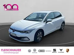 Weiss Gebraucht 2023 VW Golf VIII Move Limousine | 22.390 € (Superpreis)