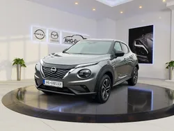 Grau Gebraucht 2022 Nissan Juke N-Connecta SUV | 31.490 €