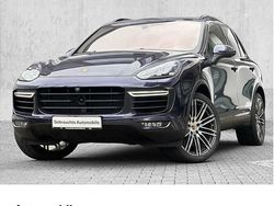 Violett Gebraucht 2017 Porsche Cayenne Turbo SUV | 44.870 €