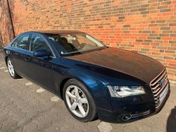 Blau Gebraucht 2010 Audi A8 Sport Limousine | 18.450 € (Etwas zu teuer)
