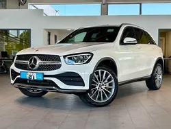 Weiß Gebraucht 2022 Mercedes GLC300 AMG line SUV | 42.995 € (Guter Preis)