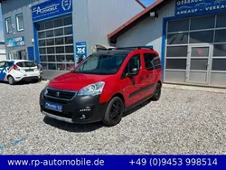 Rot Gebraucht 2018 Peugeot Partner Tepee Outdoor Van / Kleinbus | 11.900 € (Fairer Preis)