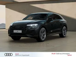 Mythosschwarz metallic Gebraucht 2024 Audi Q8 Ambiente SUV | 75.890 € (Guter Preis)