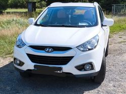Weiß Gebraucht 2012 Hyundai ix35 Edition SUV | 8.500 € (Fairer Preis)