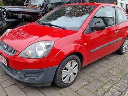 Rot Gebraucht 2008 Ford Fiesta Basis Kleinwagen | 990 € (Superpreis)