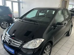 Schwarz Gebraucht 2012 Mercedes A180 Avantgarde Van / Kleinbus | 6.200 € (Fairer Preis)