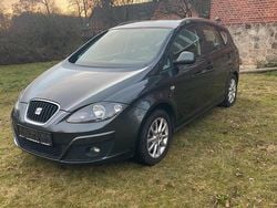Grau Gebraucht 2010 Seat Altea XL Van / Kleinbus | 1.800 € (Guter Preis)