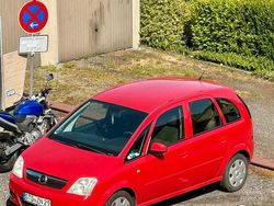 Rot Gebraucht 2008 Opel Meriva Van / Kleinbus | 3.000 € (Etwas zu teuer)
