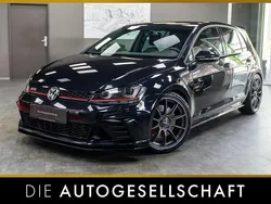 Deep black perleffekt Gebraucht 2016 VW Golf VII GTI Limousine | 25.990 € (Teuer)