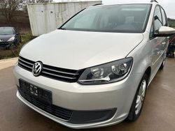Silber Gebraucht 2013 VW Touran Comfortline Van / Kleinbus | 4.590 € (Superpreis)