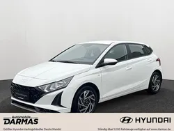 Weiß Gebraucht 2024 Hyundai i20 Trend Limousine | 18.490 € (Guter Preis)