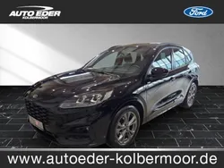 Obsidianschwarz (metallic) Gebraucht 2023 Ford Kuga ST-Line SUV | 32.400 € (Etwas zu teuer)