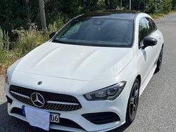 Weiß Gebraucht 2021 Mercedes CLA200 Shooting Brake AMG Kombi | 26.500 € (Guter Preis)