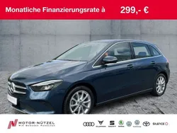 Blau Gebraucht 2019 Mercedes B200 Progressive Van / Kleinbus | 22.530 € (Guter Preis)