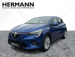 Blau Gebraucht 2021 Renault Clio V Intens Limousine | 15.997 € (Guter Preis)